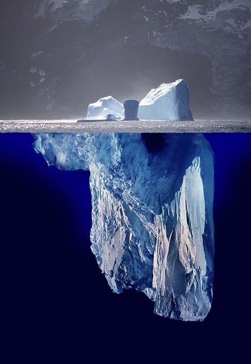 The Iceberg (Isbjerget) (Aarhus, Denmark) – This residential complex features jagged, white, peaked roofs that look like floating ice formations to optimize sea views.